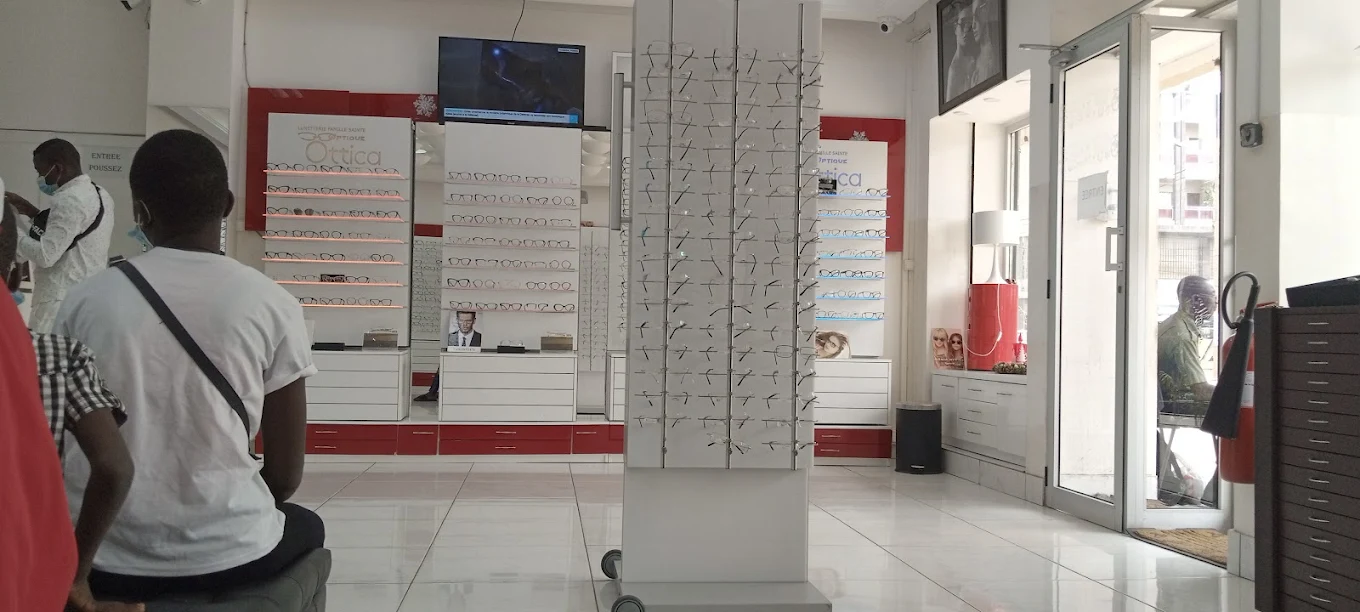 LUNETTERIE FAMILLE SAINTE OPTIQUE OTTICA